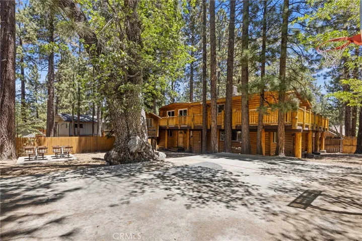 792 Golden West, Big Bear Lake, California 92315