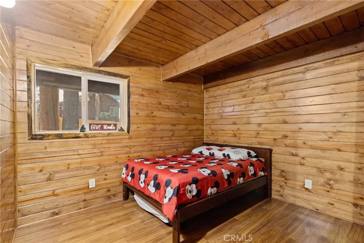 792 Golden West, Big Bear Lake, California 92315