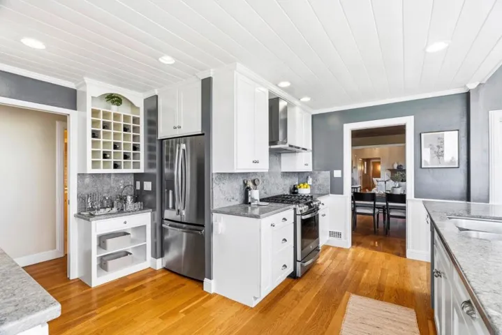 31 S Circle Dr, Santa Cruz, California 95060