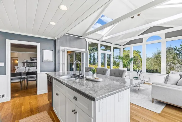 31 S Circle Dr, Santa Cruz, California 95060