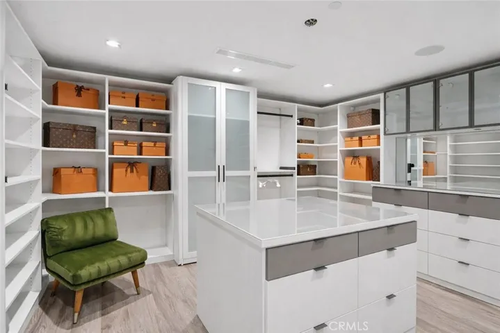23670 Park Andorra, Calabasas, California 91302