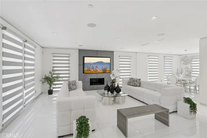 23670 Park Andorra, Calabasas, California 91302