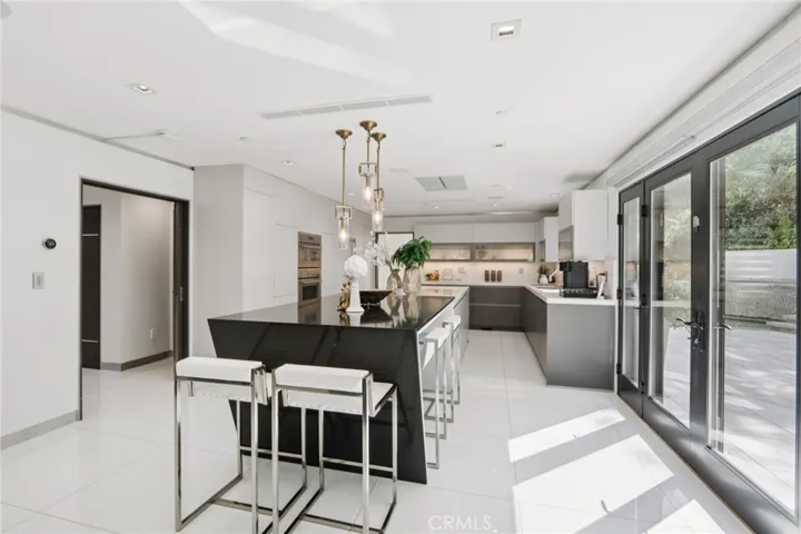23670 Park Andorra, Calabasas, California 91302