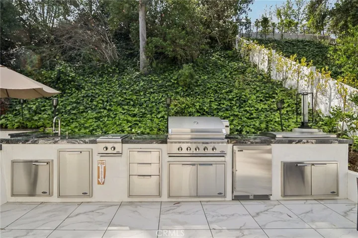 23670 Park Andorra, Calabasas, California 91302