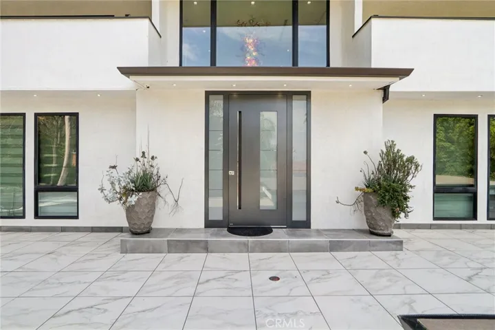 23670 Park Andorra, Calabasas, California 91302