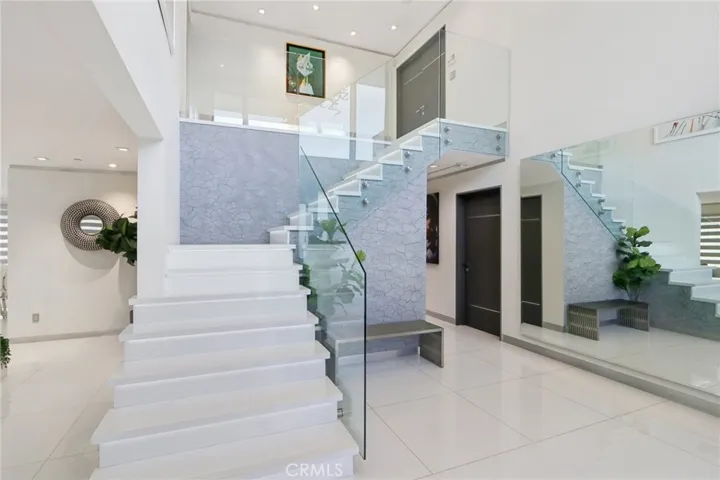 23670 Park Andorra, Calabasas, California 91302