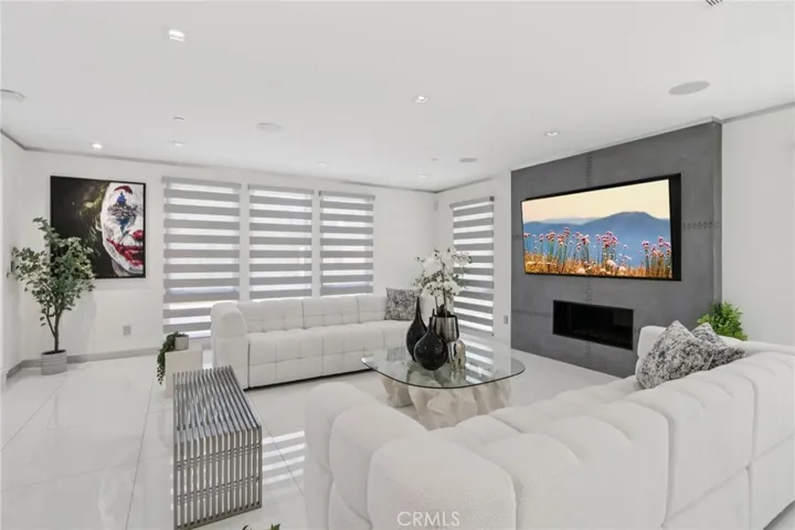 23670 Park Andorra, Calabasas, California 91302