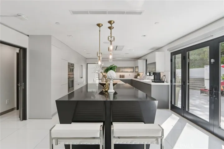 23670 Park Andorra, Calabasas, California 91302
