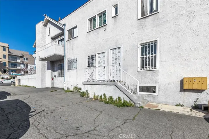 1716 Winona Boulevard, Los Angeles, California 90027