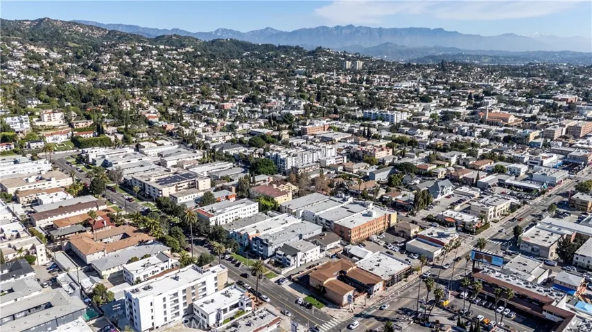 1716 Winona Boulevard, Los Angeles, California 90027