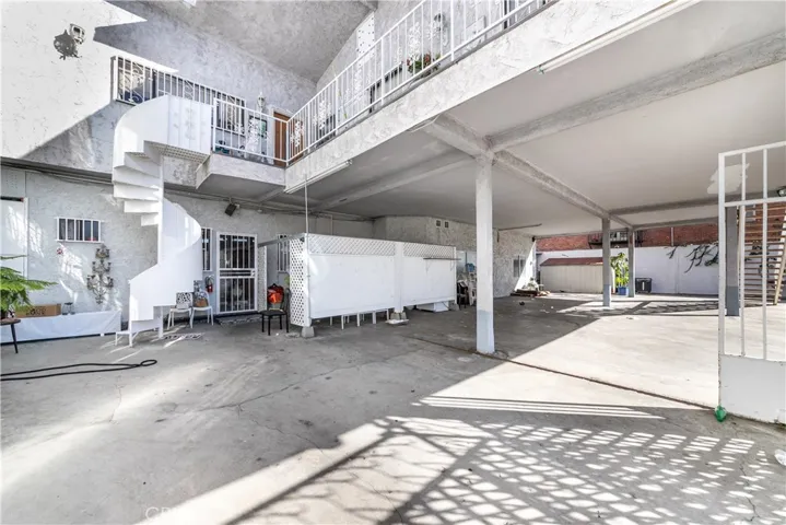 1716 Winona Boulevard, Los Angeles, California 90027