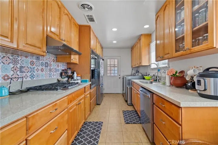 4503 Darien, Torrance, California 90503