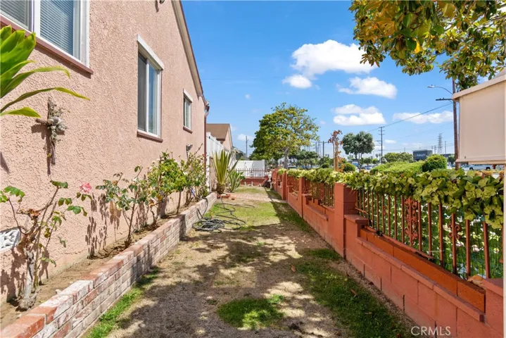 4503 Darien, Torrance, California 90503
