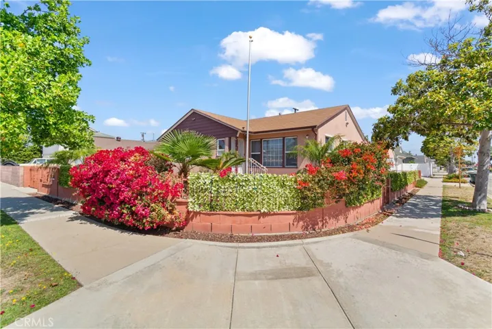4503 Darien, Torrance, California 90503