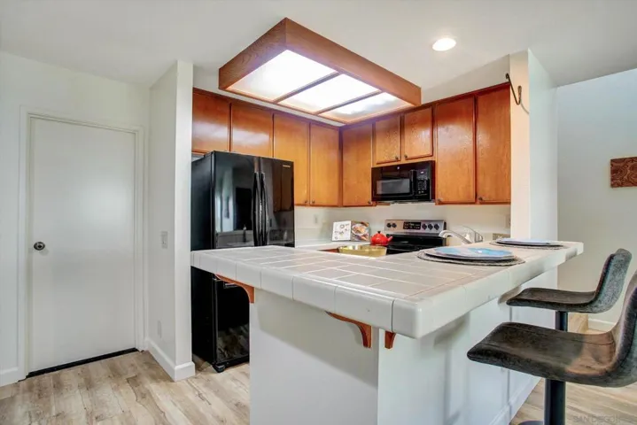 4230 Porte De Palmas 43, San Diego, California 92122
