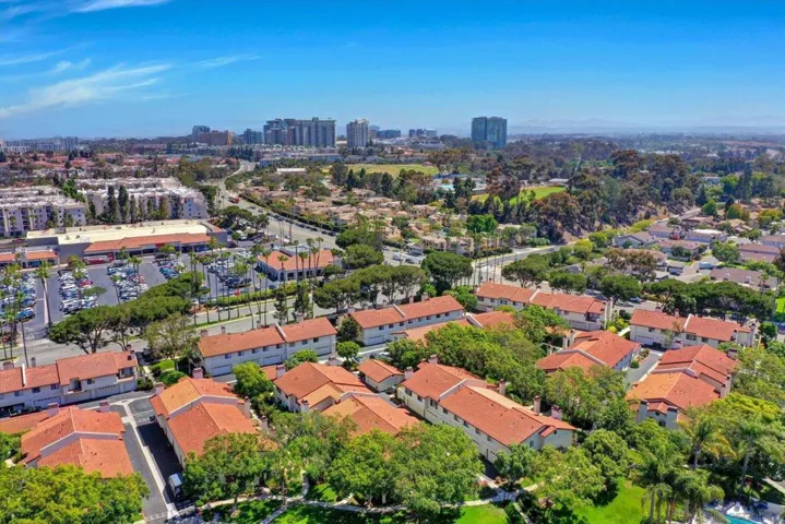 4230 Porte De Palmas 43, San Diego, California 92122