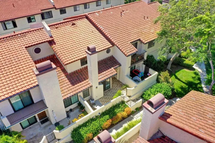 4230 Porte De Palmas 43, San Diego, California 92122