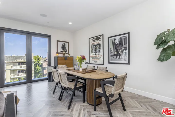 137 N Doheny Drive 2, Los Angeles, California 90048