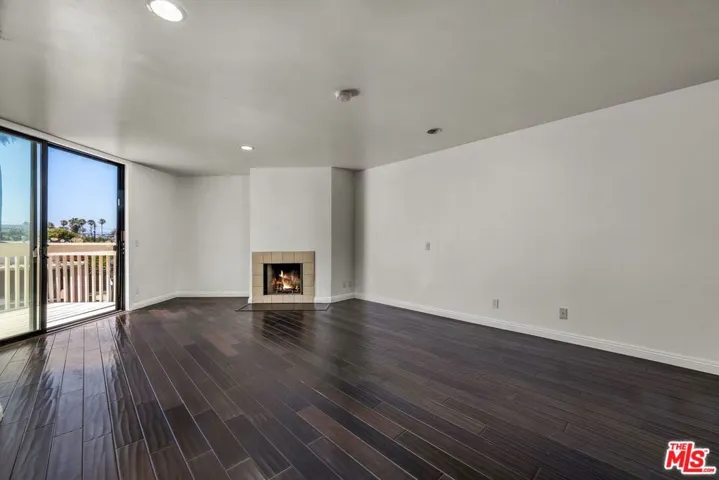 7301 Vista Del Mar A103, Playa Del Rey, California 90293