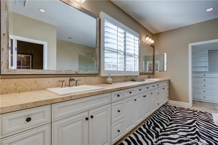 34 Great Lawn, Irvine, California 92620