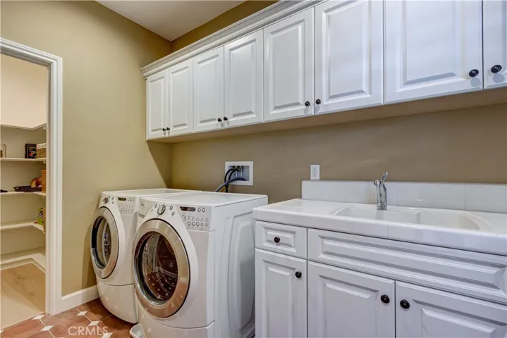 34 Great Lawn, Irvine, California 92620