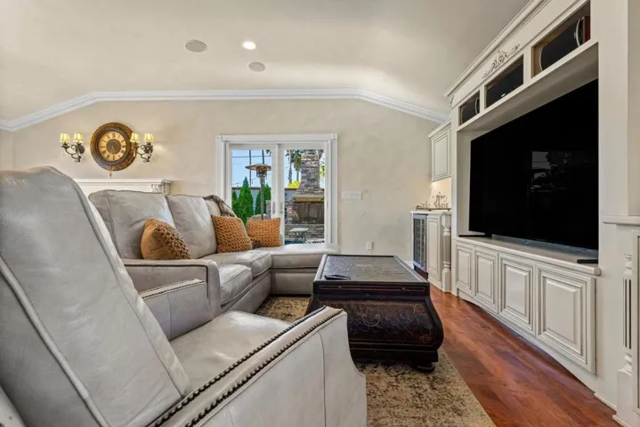 15333 Kennedy Road, Los Gatos, California 95032
