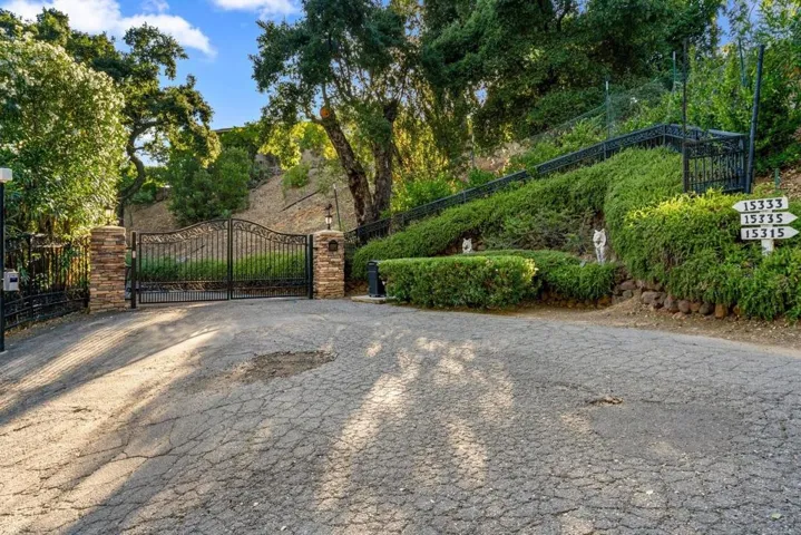 15333 Kennedy Road, Los Gatos, California 95032