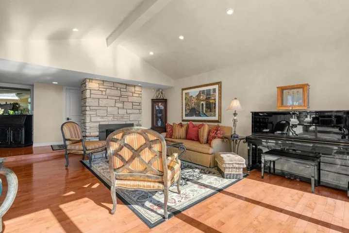 15333 Kennedy Road, Los Gatos, California 95032