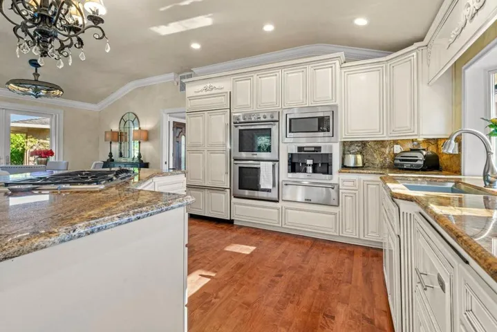 15333 Kennedy Road, Los Gatos, California 95032