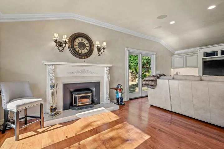 15333 Kennedy Road, Los Gatos, California 95032