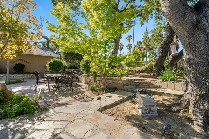 15333 Kennedy Road, Los Gatos, California 95032