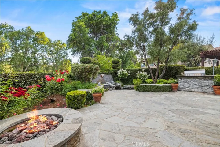 26801 Van Gogh Lane, Valencia, California 91355