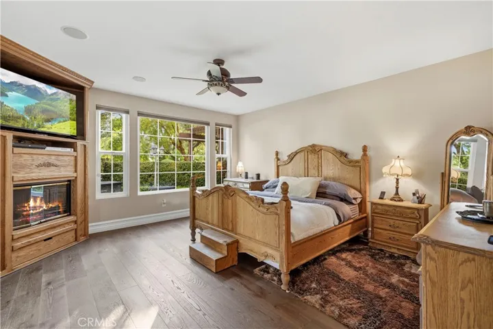 26801 Van Gogh Lane, Valencia, California 91355