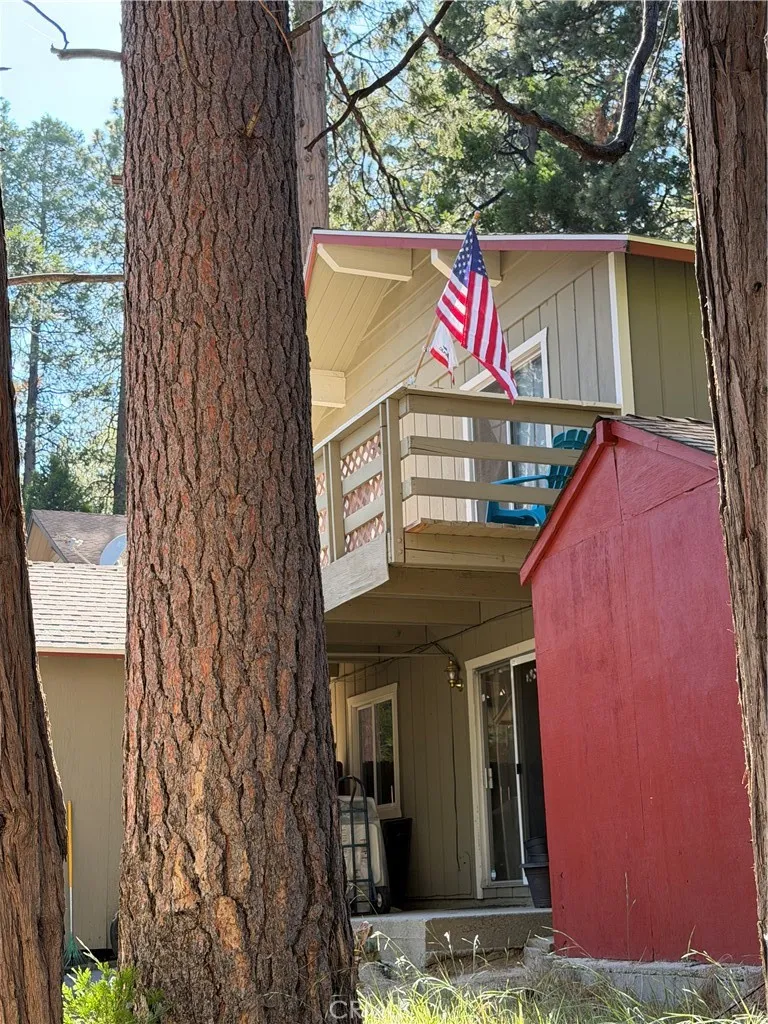 31861 Hollow Way, Running Springs, California 92382 — photo 4