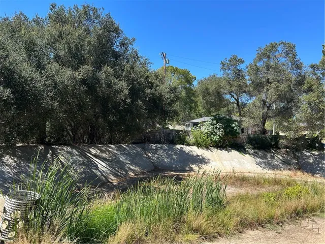 2451 Nalin Dr, Los Angeles, California 90077