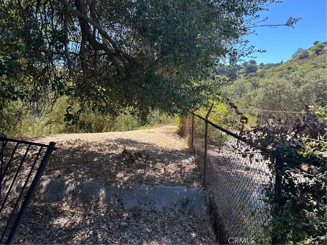 2451 Nalin Dr, Los Angeles, California 90077