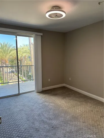 2422 Scholarship, Irvine, California 92612