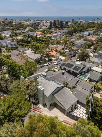 575 24th Street, Hermosa Beach, California 90254