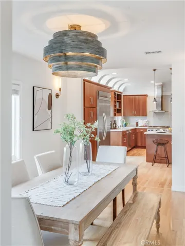 575 24th Street, Hermosa Beach, California 90254
