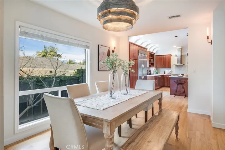 575 24th Street, Hermosa Beach, California 90254