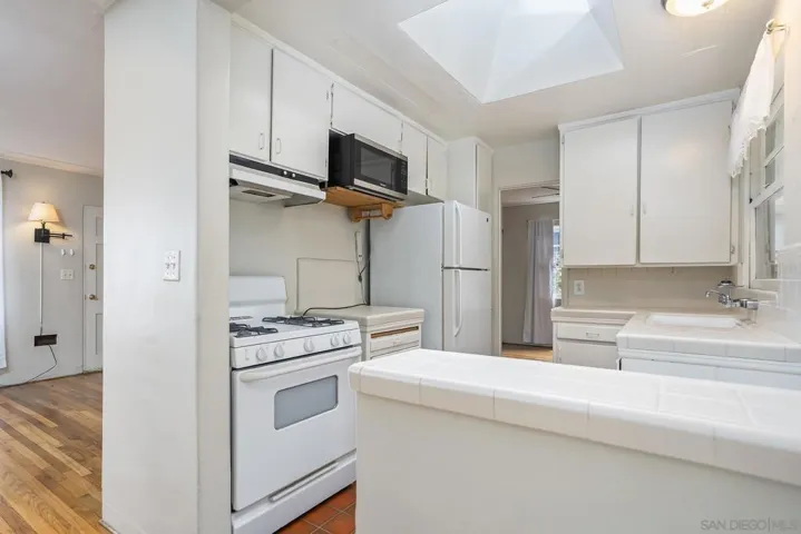 1537 Sunset Cliffs, San Diego, California 92107