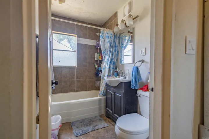 13765 Fremont Street, Trona, California 93562
