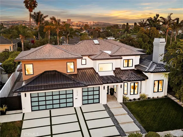 1312 Dover Drive, Newport Beach, California 92660