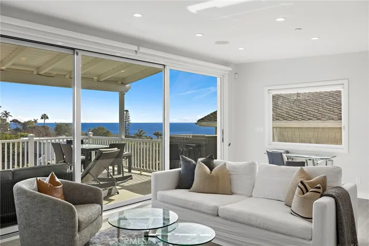 166 Fairview, Laguna Beach, California 92651