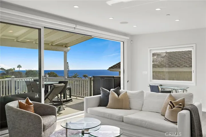 166 Fairview, Laguna Beach, California 92651
