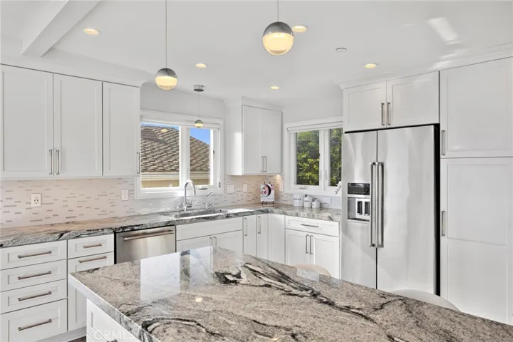 166 Fairview, Laguna Beach, California 92651
