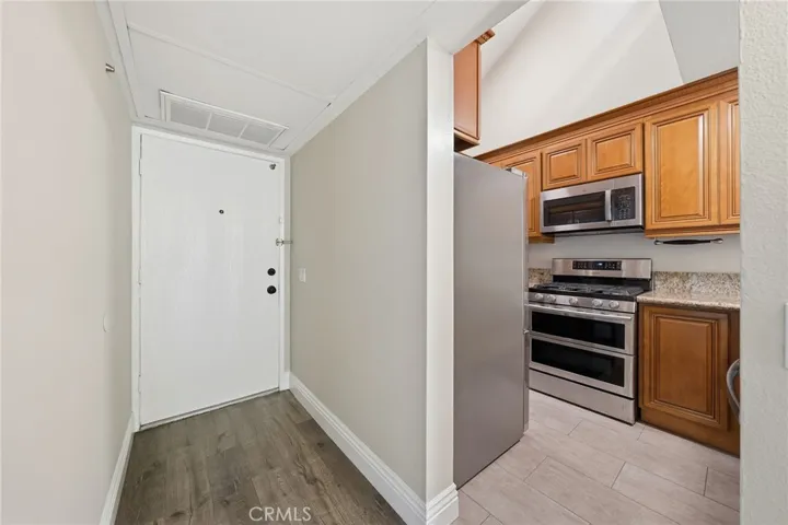 127 Lemon, Irvine, California 92618