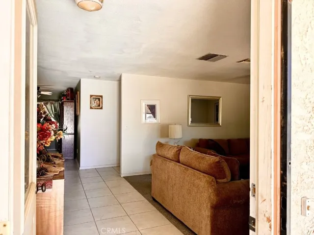 6963 Lennox, Yucca Valley, California 92284