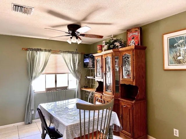 6963 Lennox, Yucca Valley, California 92284