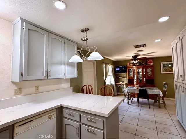 6963 Lennox, Yucca Valley, California 92284